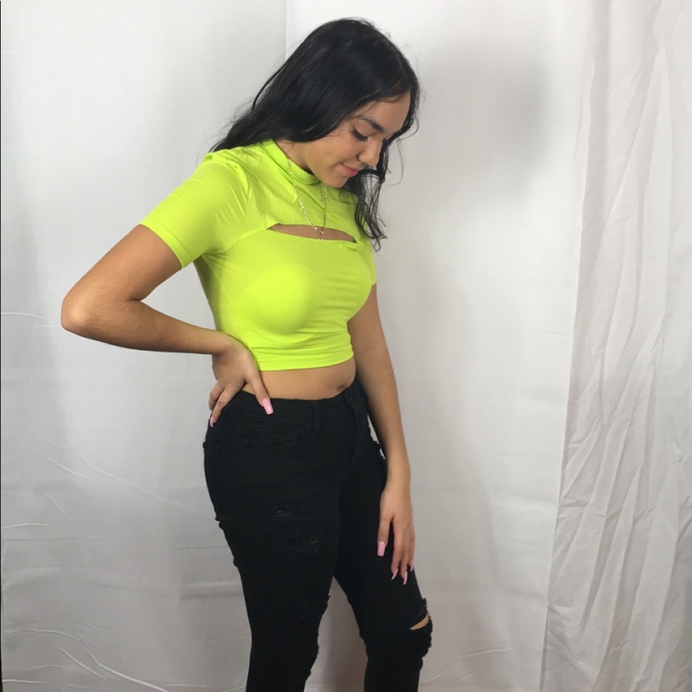 Neon summer top 💚